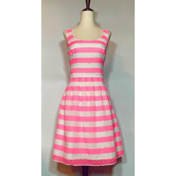 Lilly Pulitzer Dresses & Skirts - Lilly Pulitzer Pink and White Striped Dress
